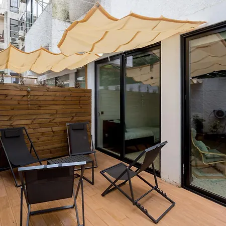 Modern Retreat With Private Courtyard דירה קסקאיס